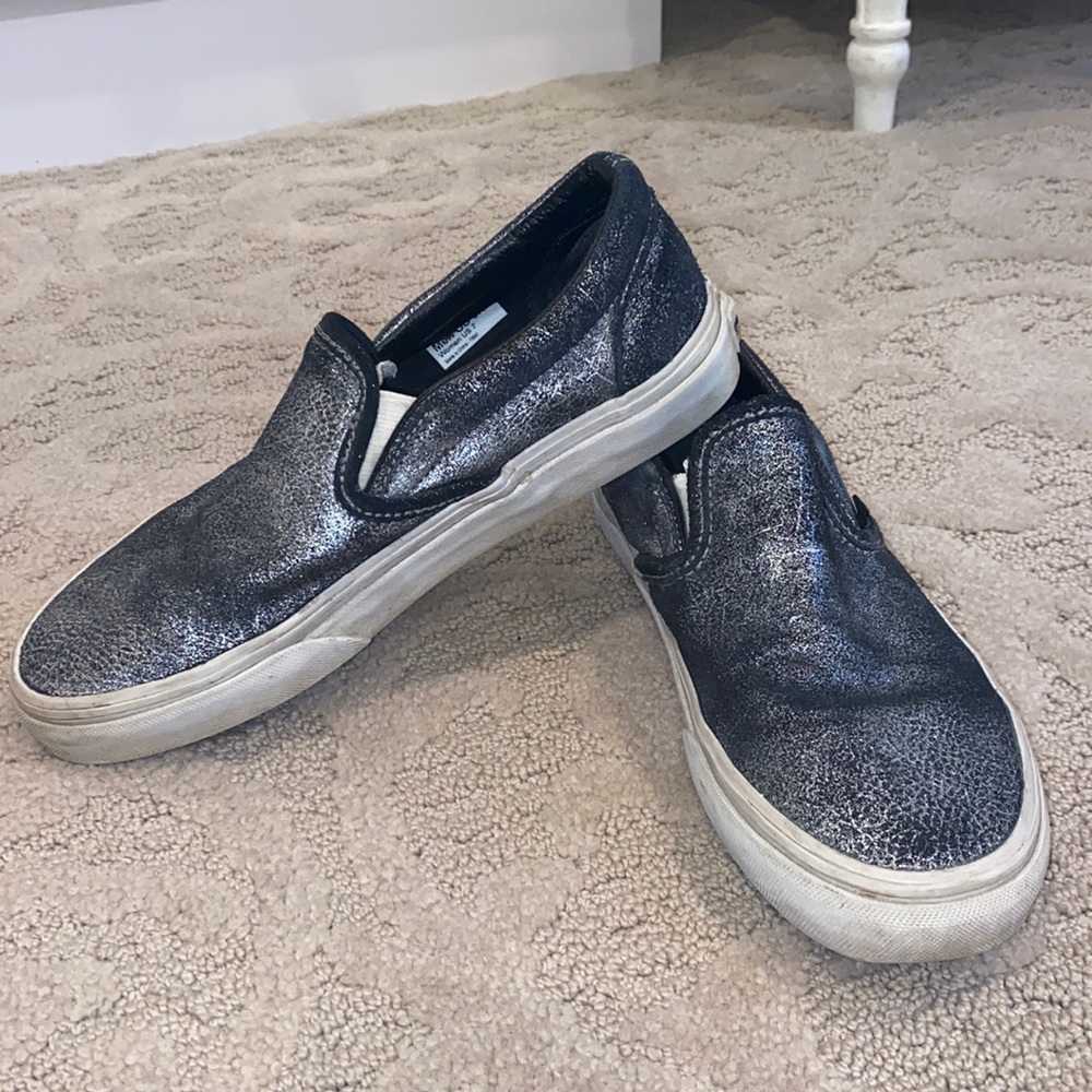 Vans Classic Slip-On Cracked Leather in Pewter Size 7